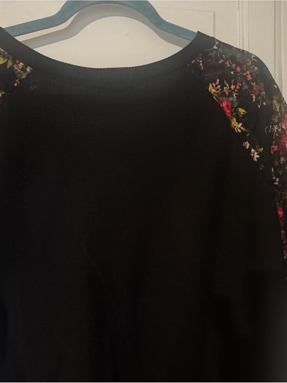 MIHOLL XXL Black V-Neck Top with Floral Sheer Sleeves - Picture 7 of 9